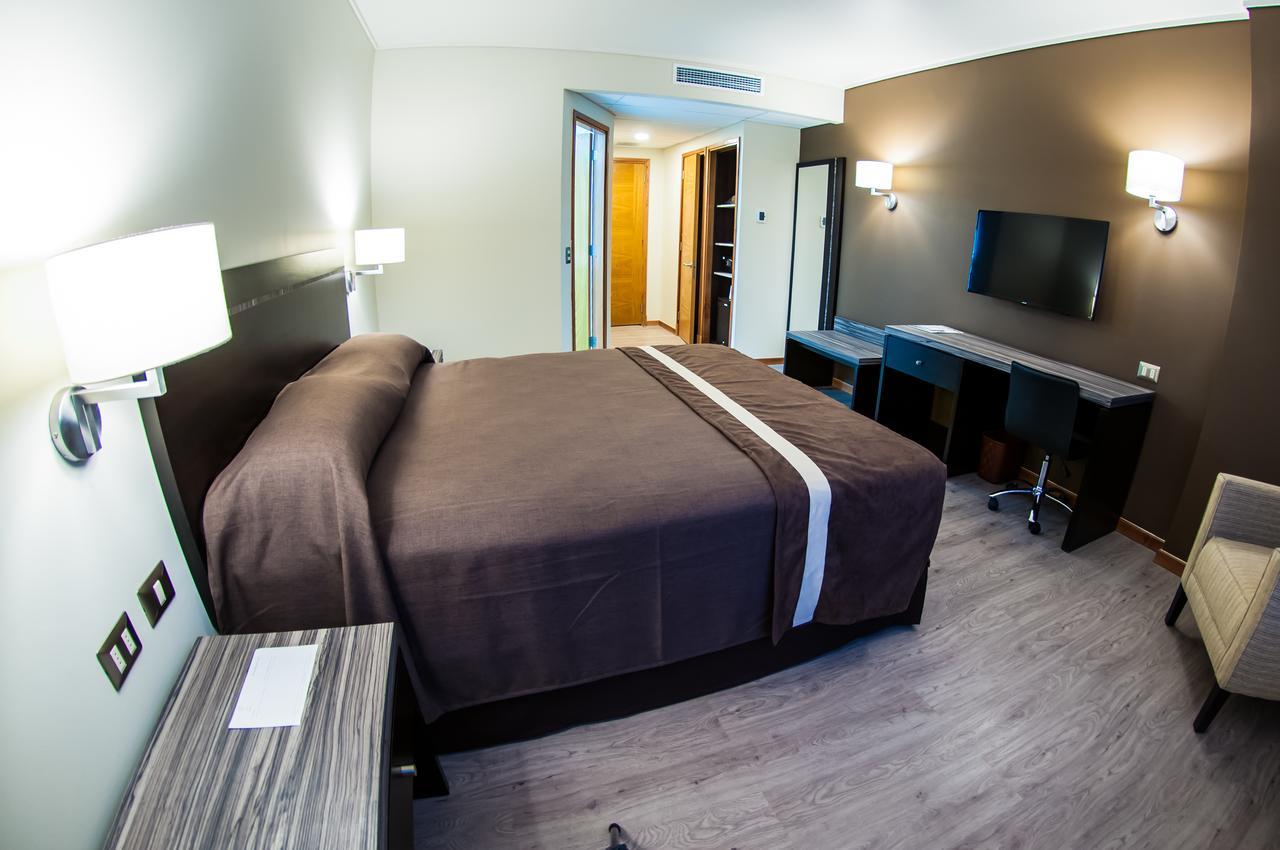 Hotel Diego De Almagro Curico Eksteriør billede